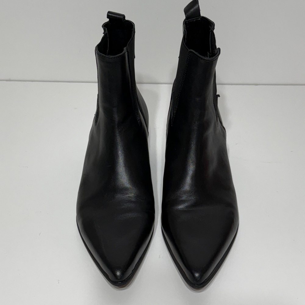 ASOS Cuban Heel Western Chelsea Boots in Black Leather Elastic Lightning Detail - Picture 17 of 17